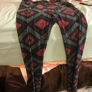 Lularoe legging lot need gone ASAP plz